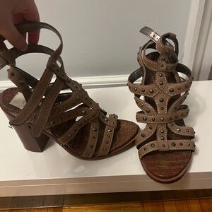 SAME EDELMAN STUDDED BLOCK HEEL